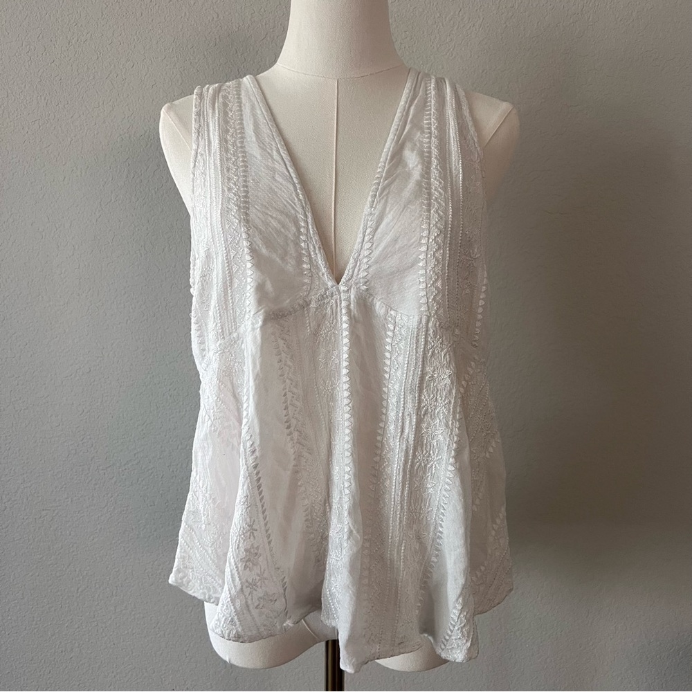 Free People Sleeveless V neck beaded tassel blouse! - Picture 2 of 6